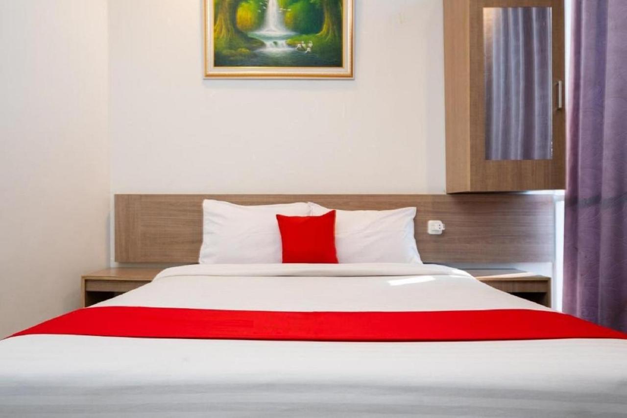 Hotel Domino Палембанг Екстер'єр фото
